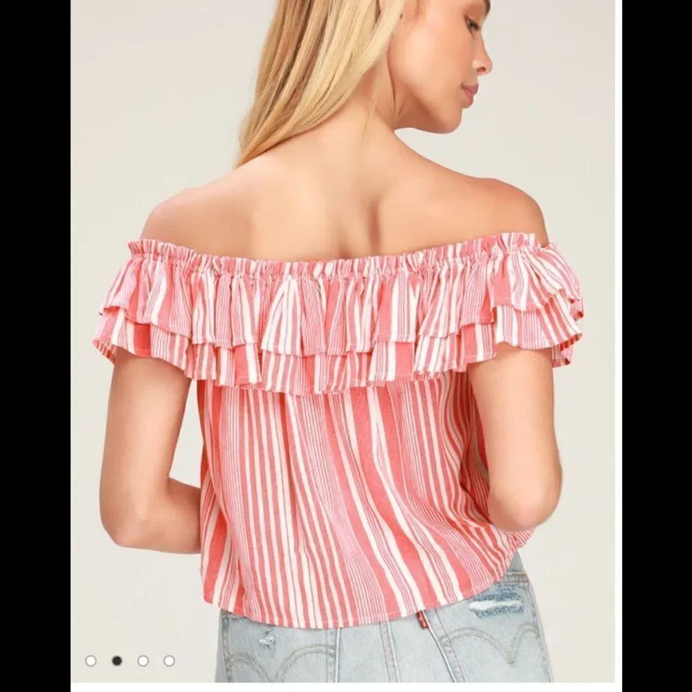 Lulu’s Striped Off Shoulder Crop Top Small - Picture 4 of 8